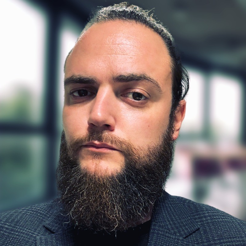 Sam Patton headshot